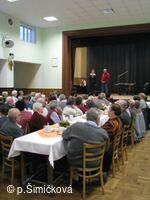 beseda s důchodci