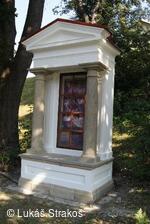 Oprava drobných sakrálních staveb v obci Hukvaldy